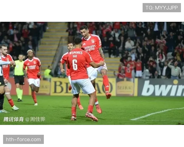 安赫尔·迪马利亚:边路组织与内切进攻解析 安赫尔·迪马利亚:边路组织与内切进攻解析